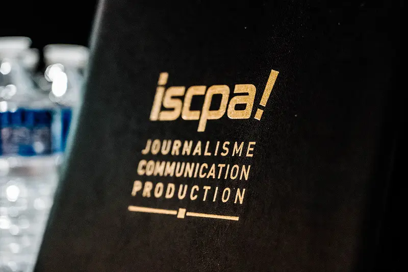 Corps professoral en journalisme