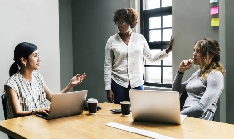 Travailler en agence de communication : des métiers qui séduisent !