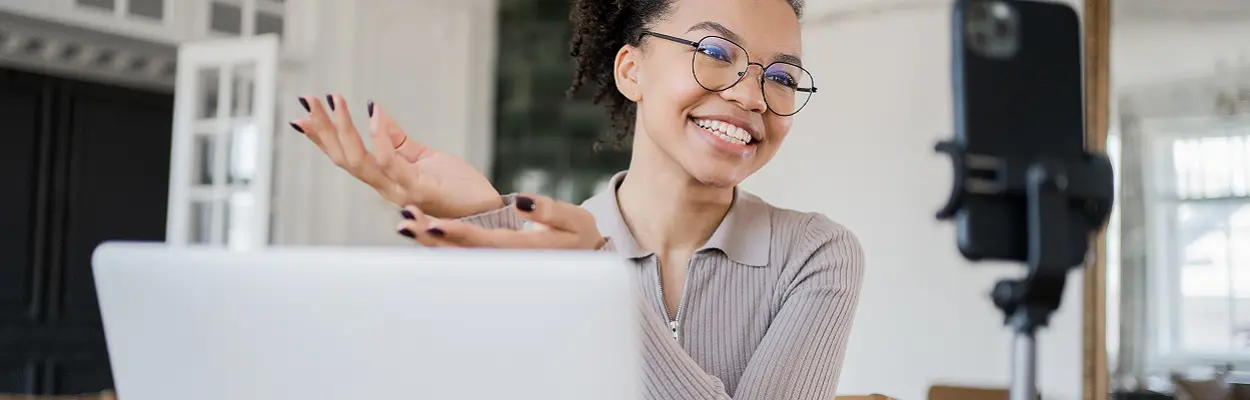 CV : laisse tomber le PDF, fais une vidéo !