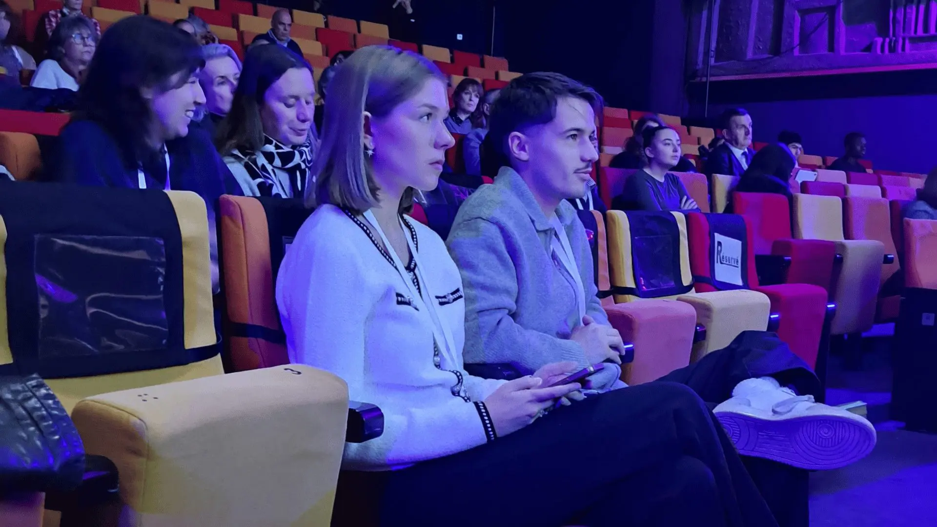 Etudiants en journalisme à l'ISCPA