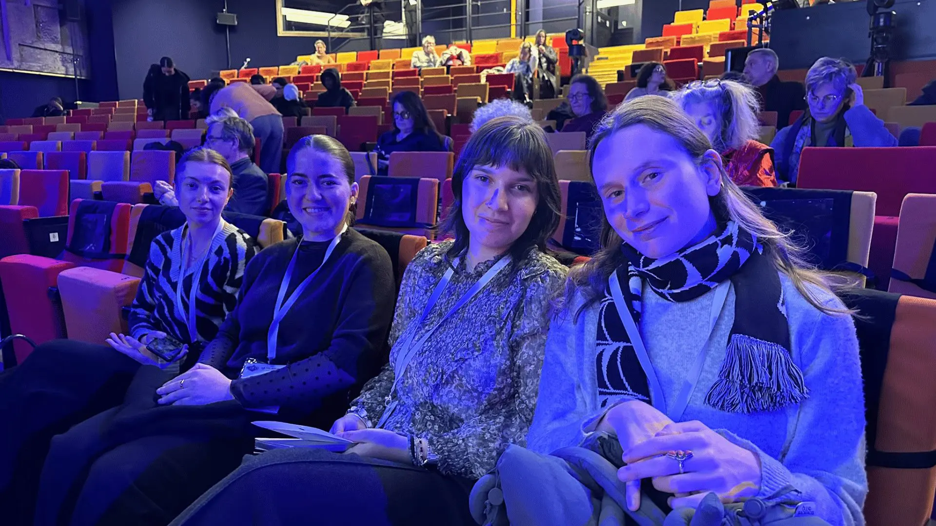 Etudiants en journalisme à l'ISCPA